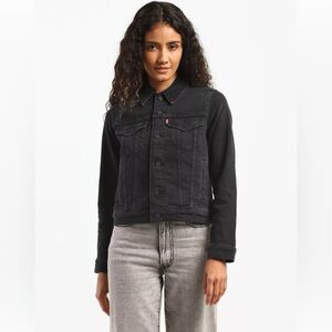 Levis Women’s Black Denim Jacket Small